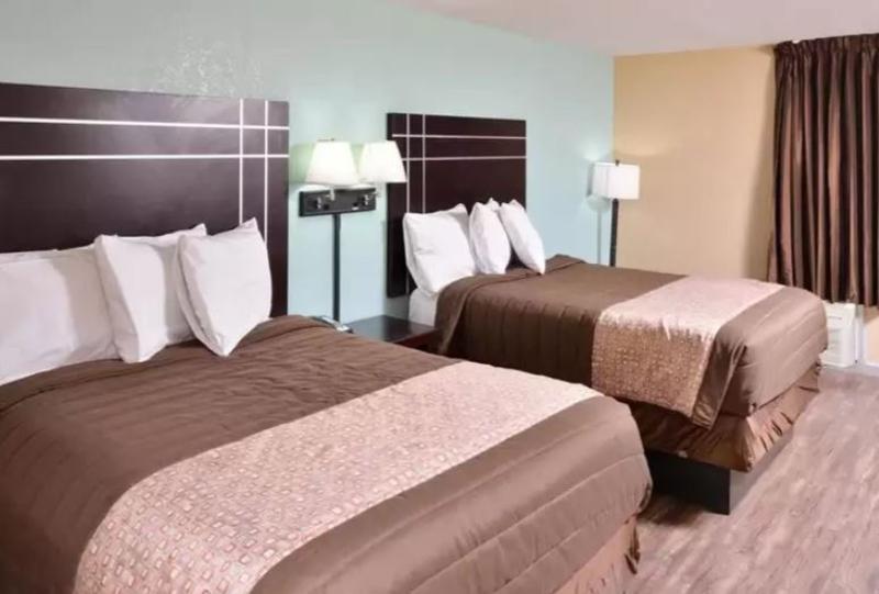 Quality Inn Starkville Exterior photo