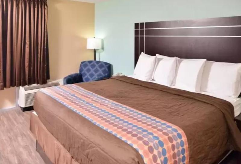 Quality Inn Starkville Exterior photo