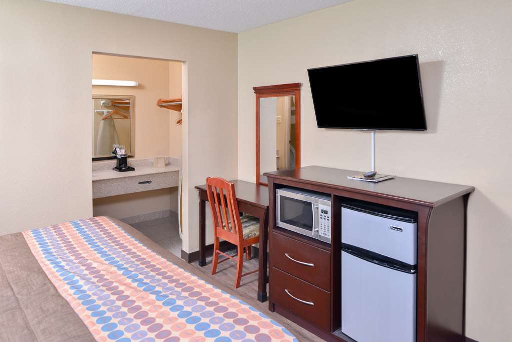 Quality Inn Starkville Exterior photo